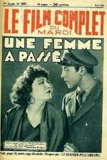 Une femme a passé Box Art