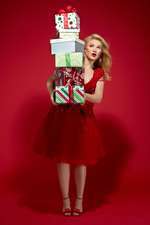 Kelly Clarkson's Cautionary Christmas Music Tale Box Art